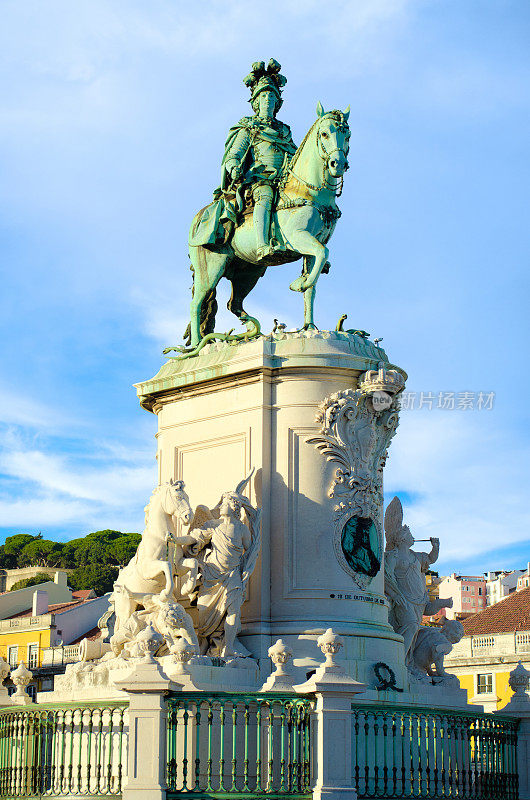 国王José我的雕像在Praça do Comércio在里斯本